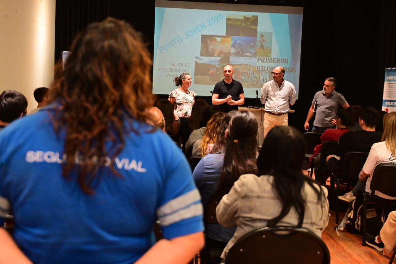 NOTICIAS ESCOBARAPRENDE EN EL VERANO.:TAALLERES GRATUITOS EN CADA PUNTO JOVEN